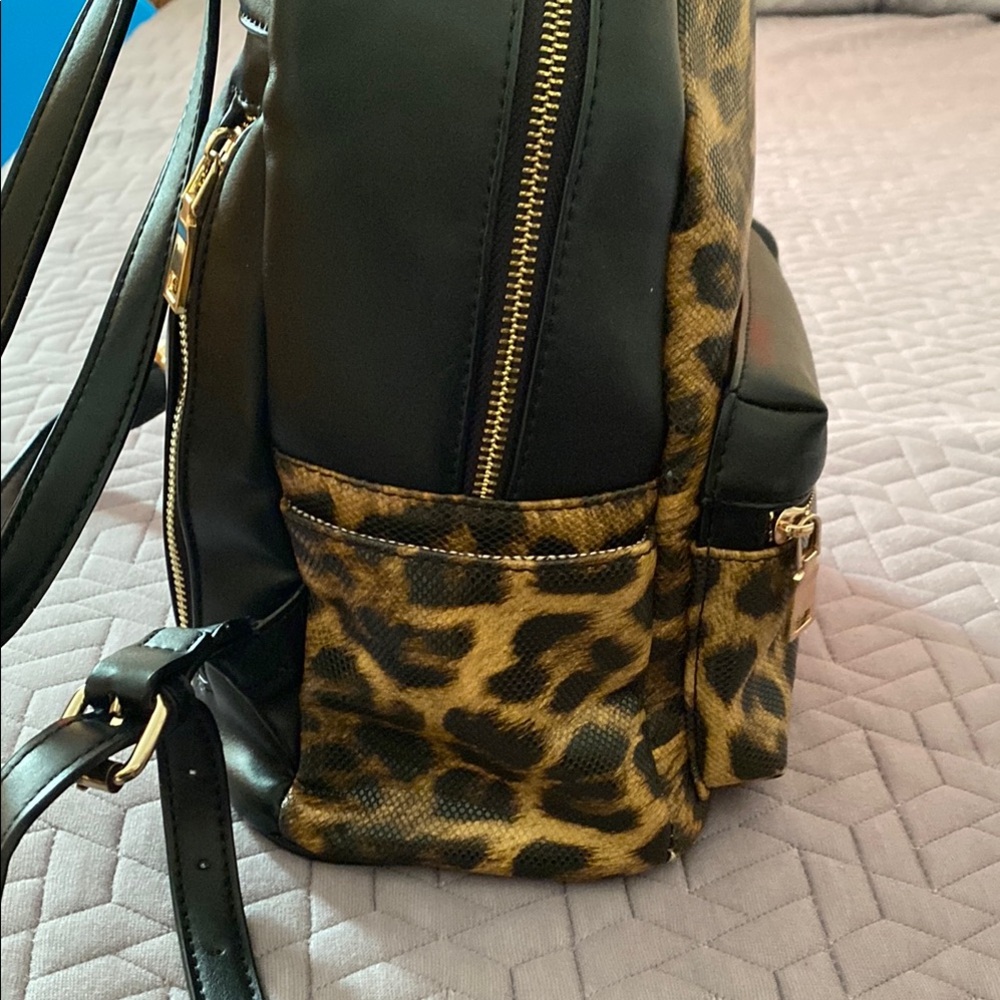Leopard Print Backpack - Picture 5 of 6